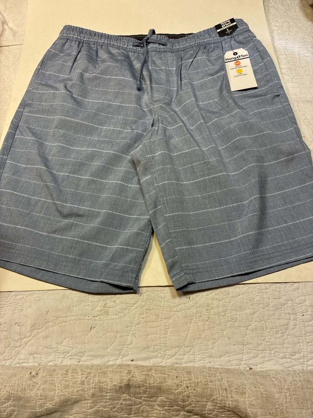 Hang Ten Walkshorts Size L Blue Striped Stretch 21 Inch Below The Knee